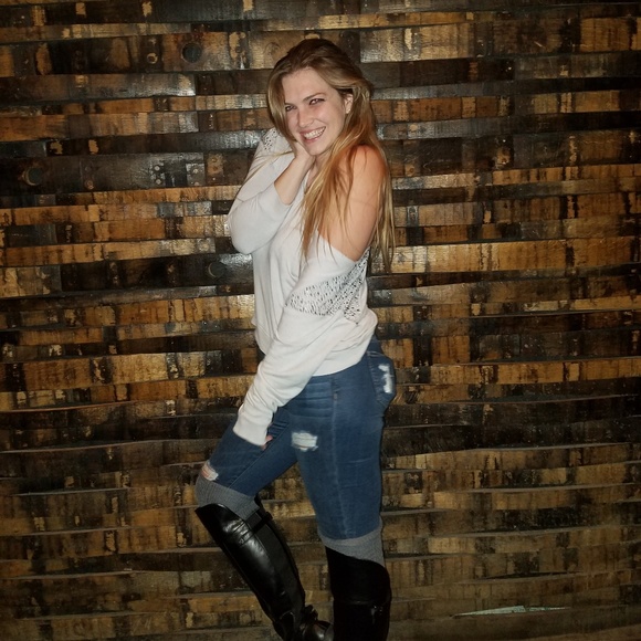 Posh Ambassador, Rebekah💫 - Picture 1 of 1